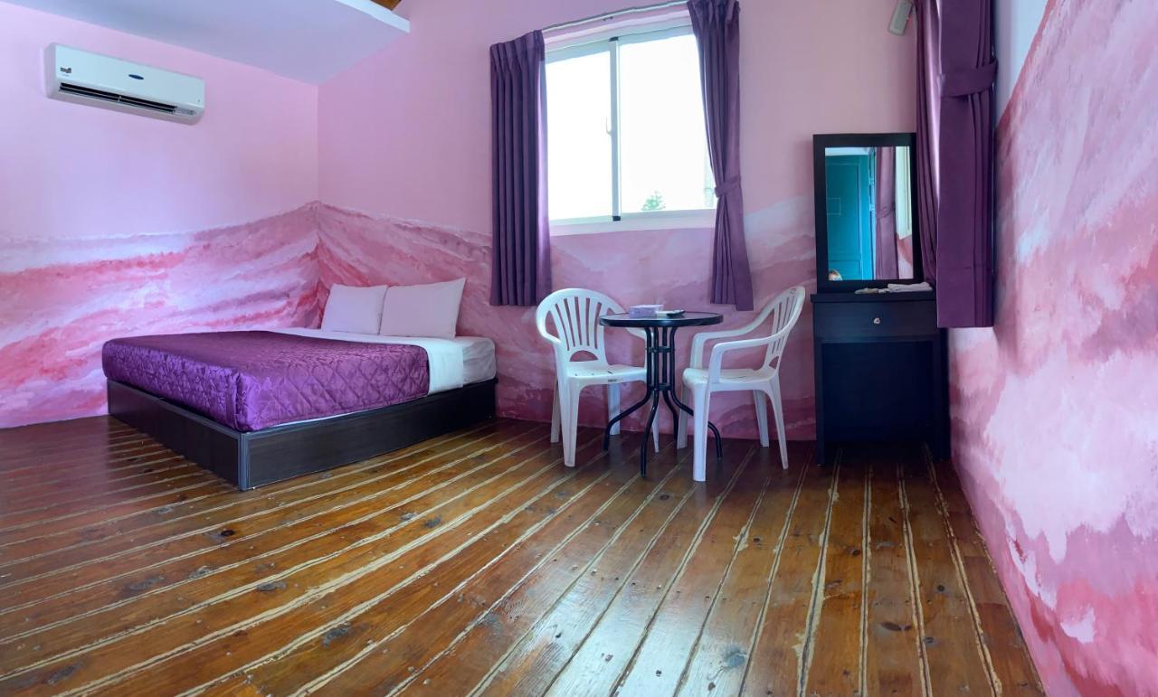 J Lin Hostel Кэньдин Экстерьер фото