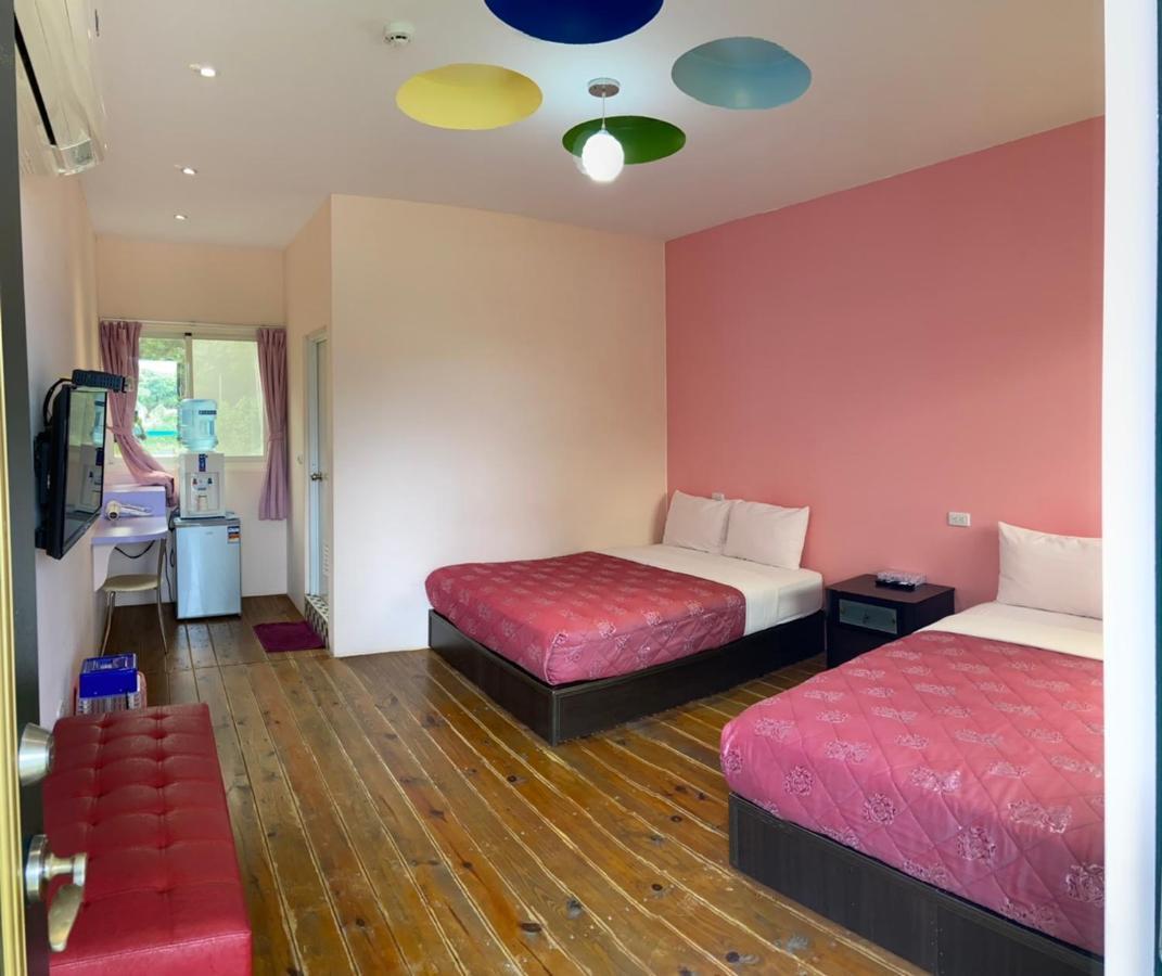 J Lin Hostel Кэньдин Экстерьер фото