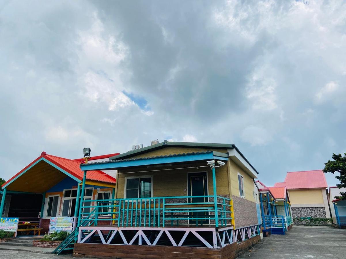 J Lin Hostel Кэньдин Экстерьер фото