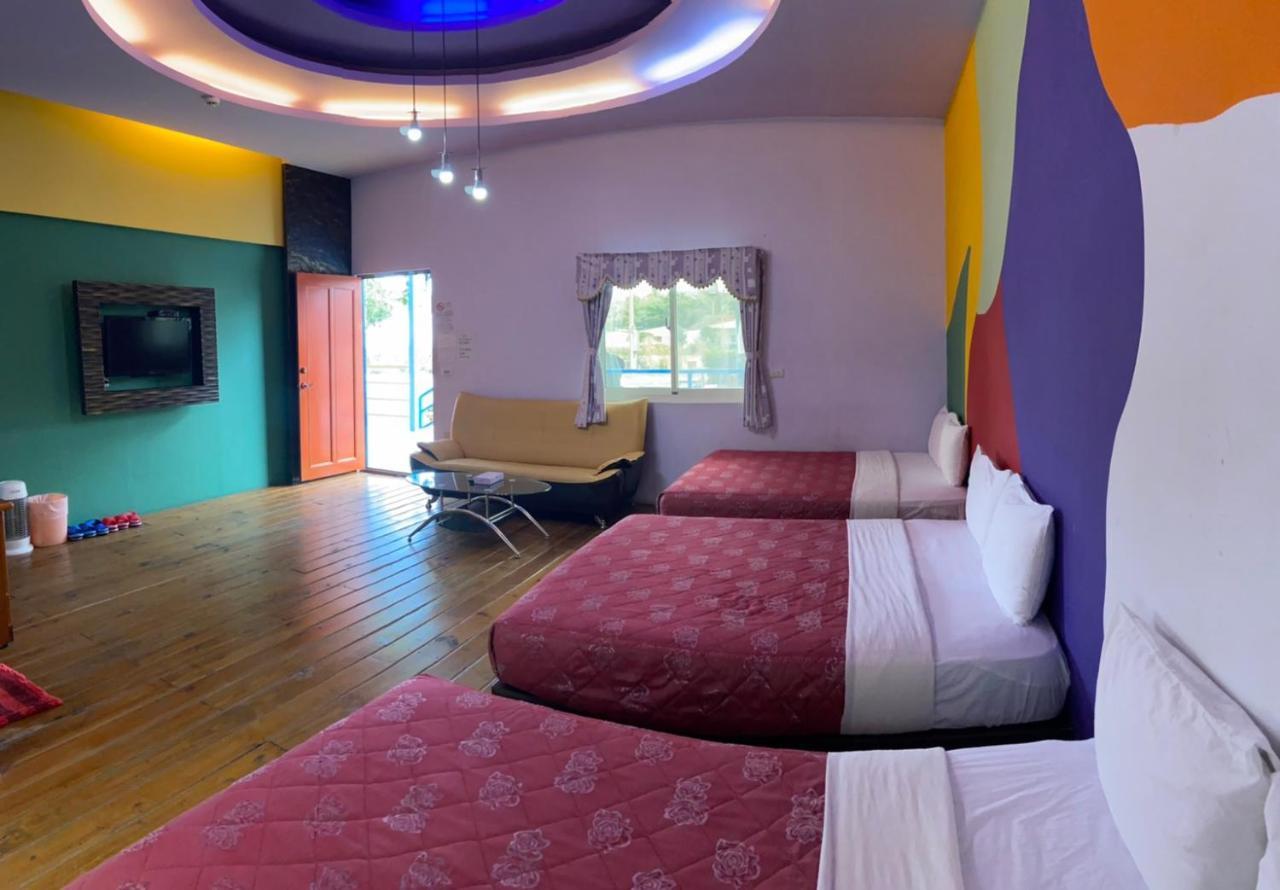 J Lin Hostel Кэньдин Экстерьер фото