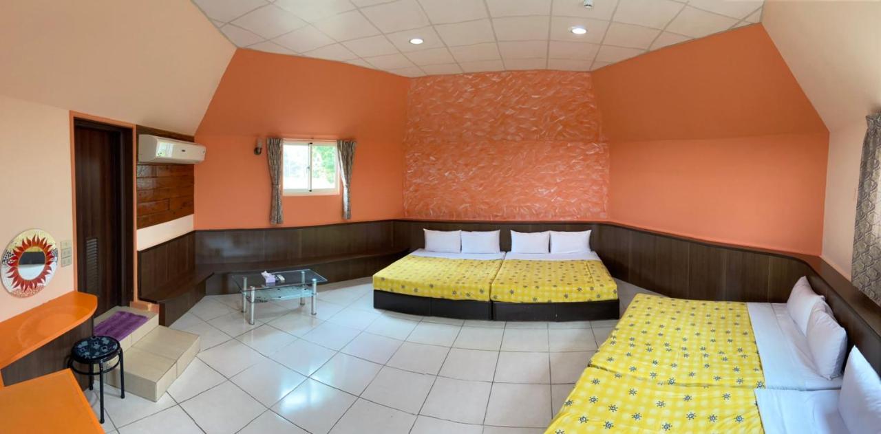 J Lin Hostel Кэньдин Экстерьер фото